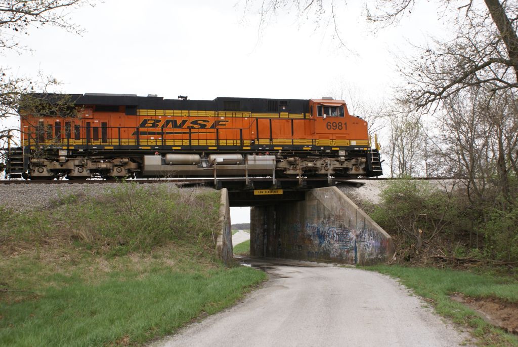 BNSF 6981